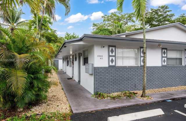 5842 NW 23rd St photos photos