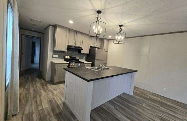 94 Viking Terrace photos photos