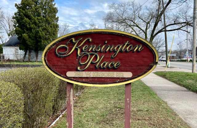 Two Bedroom Condo in Kalamazoo photos photos
