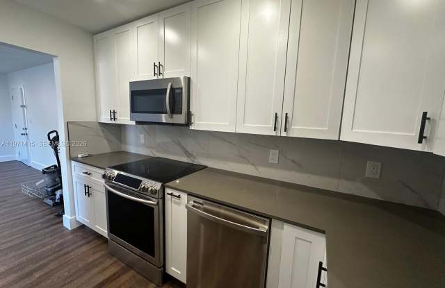 770 NE 128th St photos photos 770 NE 128th St photos photos