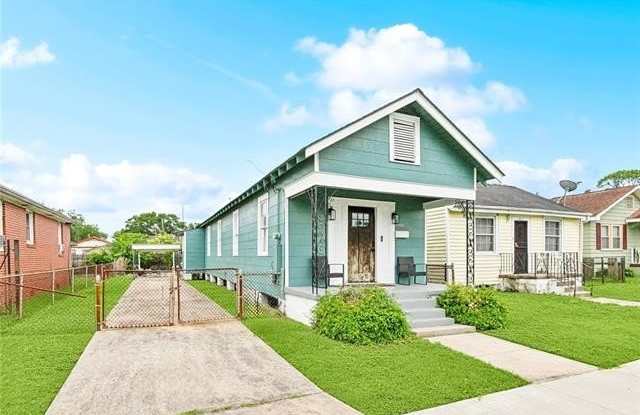 4409 ANNETTE Street photos photos