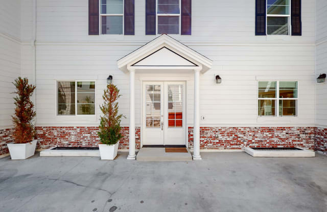 4223 Ince Boulevard - 4223 Ince Boulevard, Culver City, CA 90232