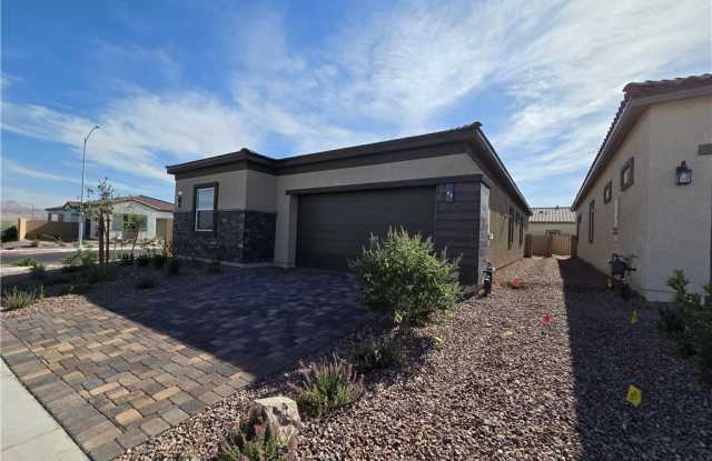 852 Weston Ridge Street Gallery 2