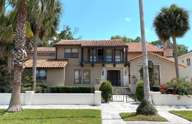 565 BAYVIEW DRIVE - 565 Bayview Drive, Belleair, FL 33756
