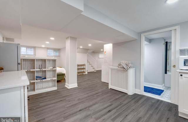 1238 CRITTENDEN STREET NW photos photos