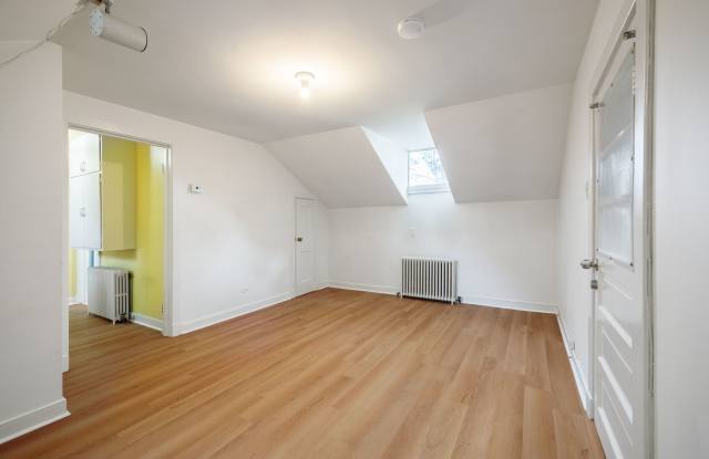 Quaint 1 Bedroom/1 Bathroom Cottage Style Apartment in Richmond ***Available NOW*** - 3503 Seminary Avenue, Richmond, VA 23227 Quaint 1 Bedroom/1 Bathroom Cottage Style Apartment in Richmond ***Available NOW*** - 3503 Seminary Avenue, Richmond, VA 23227