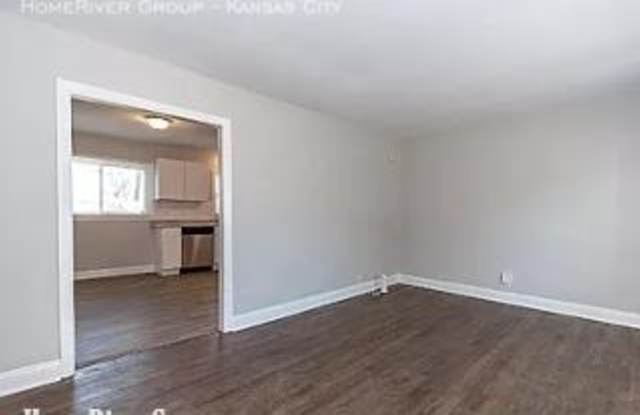 10804 Bennington Ave Gallery 4
