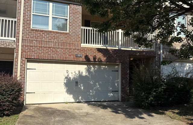 1096 McConaughy Gallery 1