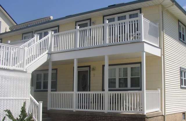 25 N Jefferson Ave - 25 North Jefferson Avenue, Margate City, NJ 08402