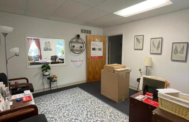 270 W LANCASTER Avenue Gallery 4