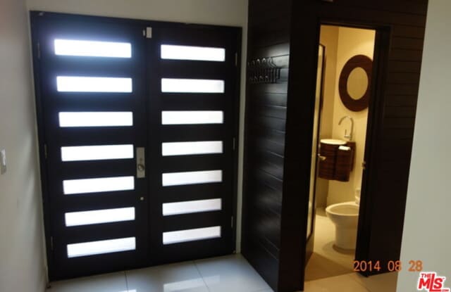 3950 VIA DOLCE Gallery 2