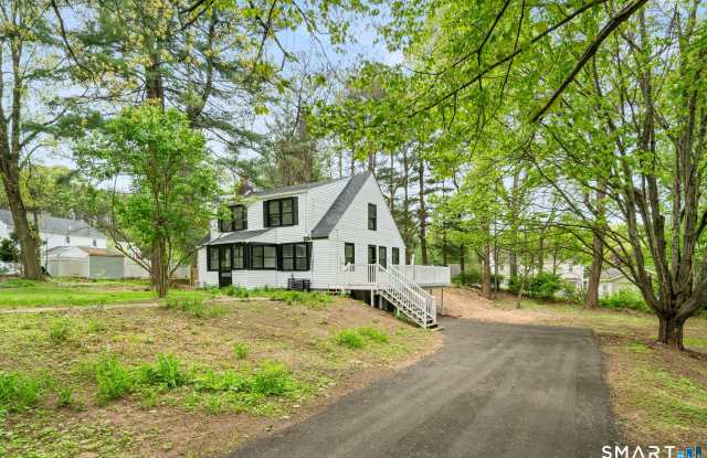 1335 Wolf Hill Road Gallery 3