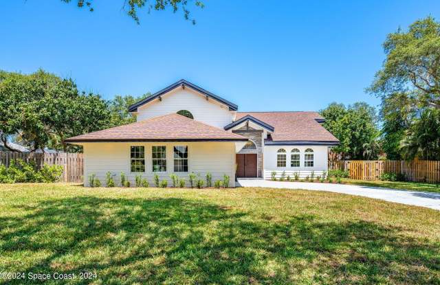 544 Hummingbird Drive Gallery 2