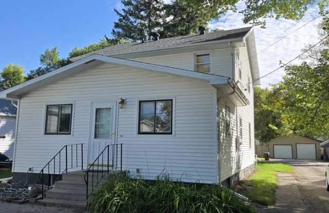 1420 Linden Court Gallery 3