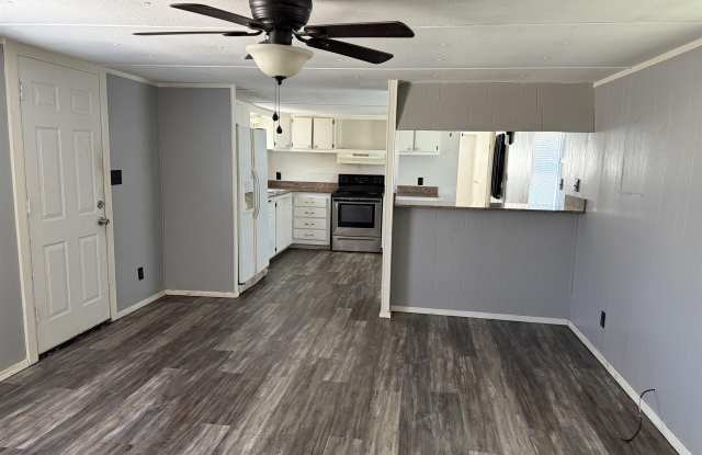 11424 Crestview Ln Gallery 4