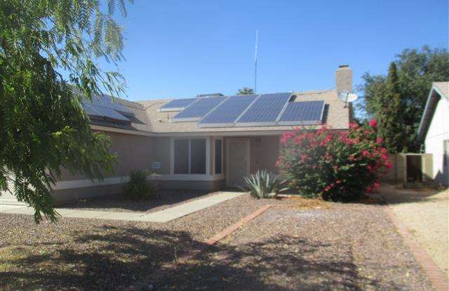 226 West Utopia Road Gallery 3