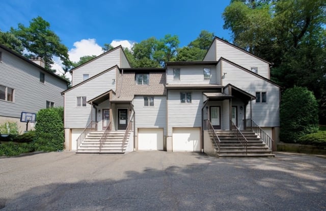 6 Stanton Ct - 6 Stanton Court, Butler, NJ 07405