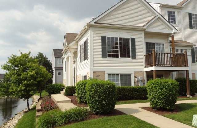 131 Enclave Circle - 131 Enclave Circle, Bolingbrook, IL 60440