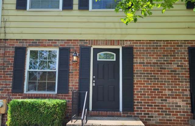 RARE 3-Bed Townhome in Fox Ridge Manor! - 20 Lockett Court, Essex, MD 21221