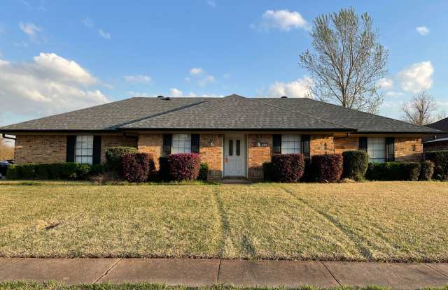 4 BEDROOM GREENACRES BEAUTY! photos photos
