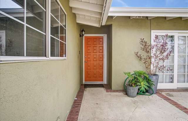 2917 Royal Palm Drive Gallery 3