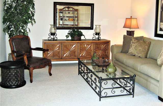 72346 Sommerset Drive Gallery 3