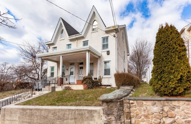 415 E Marshall St photos photos