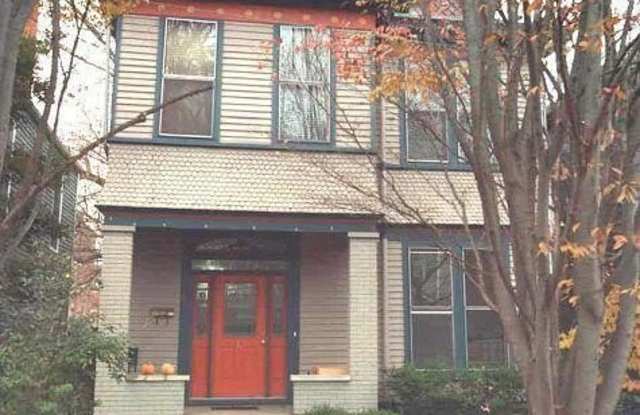 951 Edward St photos photos