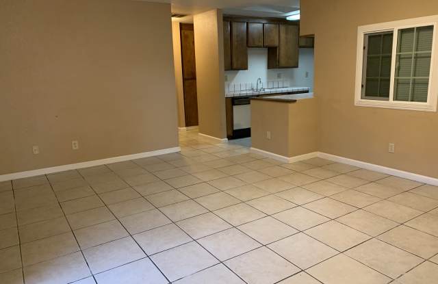 1320 Johnson Ct Gallery 2