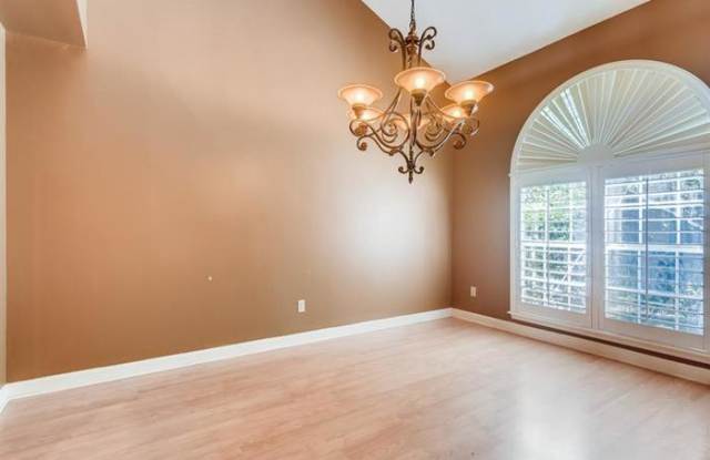 300 Remington Drive Gallery 4
