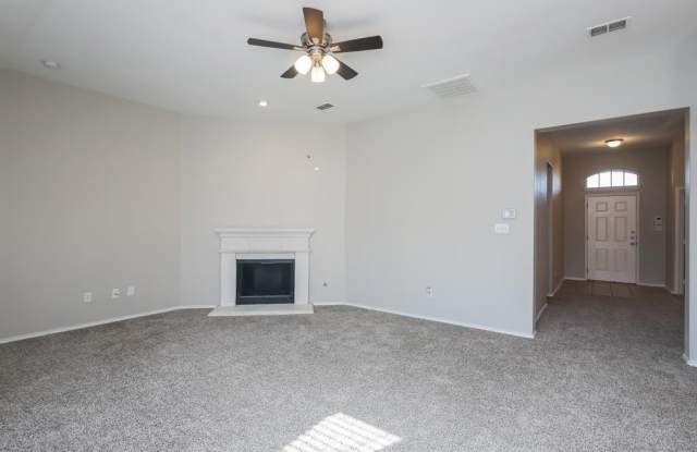 877 Redwood Trail Gallery 3