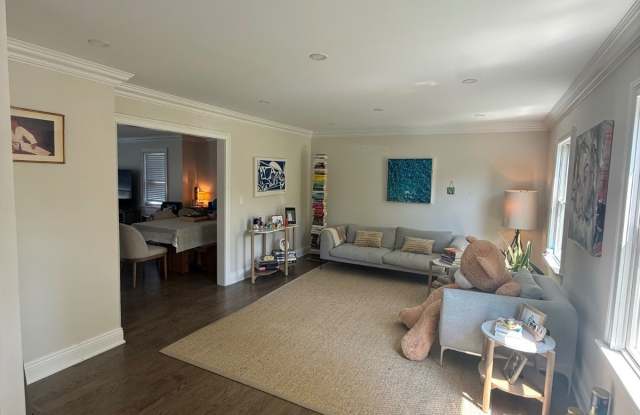 19 Lorraine Dr Gallery 4