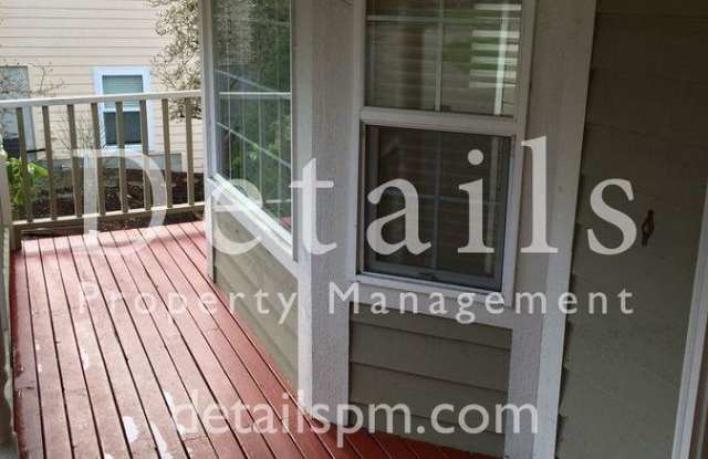 18519 11th Ave NE Gallery 2