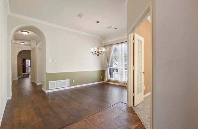 1181 Noble Avenue Gallery 4