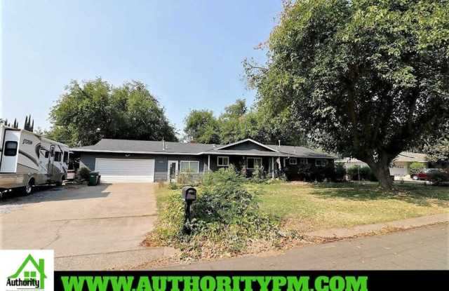 6896 Riata Dr Gallery 2