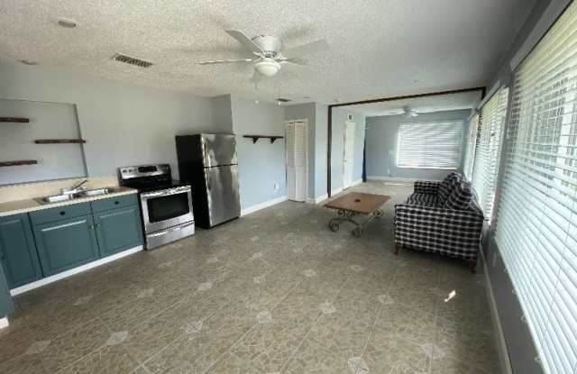 4696 Silvera Ct - 4696 Silvera Court, Edgewood, FL 32839