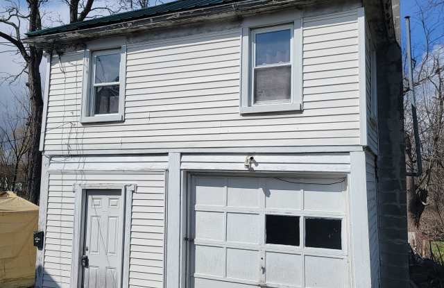 21 Old State Road photos photos