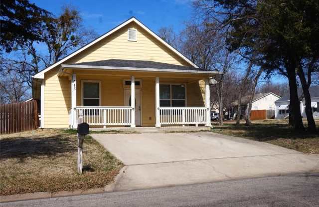 613 E Rosedale Street photos photos