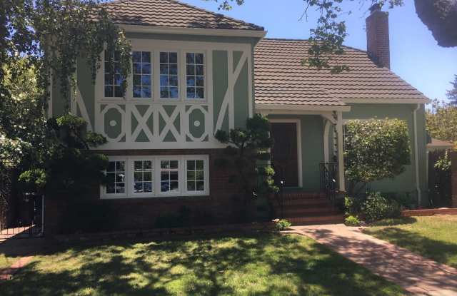 241 Portola Dr Gallery 2