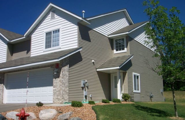 249 Pleasant Lane - 249 Pleasant Lane, Chaska, MN 55318