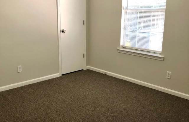 227 Laurelwood Drive Gallery 4