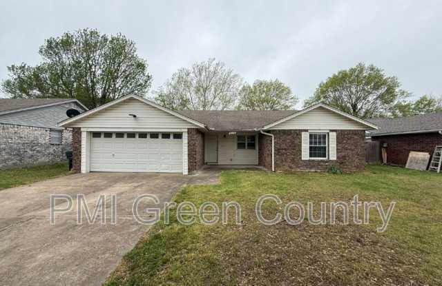 615 Cumberland Dr photos photos