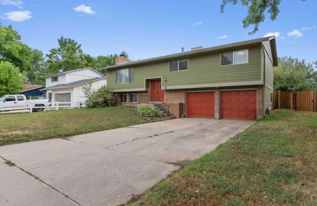 5 Bedroom home with finished basement photos photos
