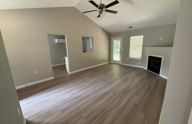 5819 Hamilton Oaks Dr Gallery 3