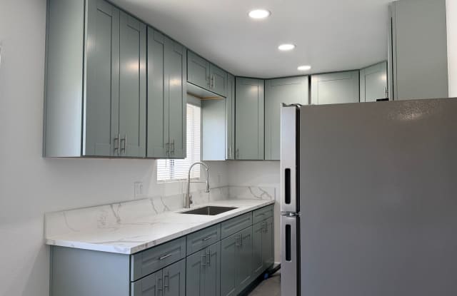 2 Bedrooms 2 full bathrooms apartment in San Ysidro. photos photos