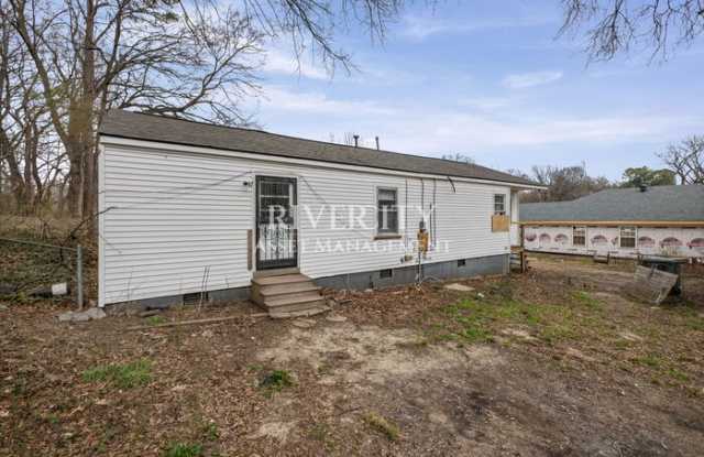 2185 Slocum Avenue Gallery 2