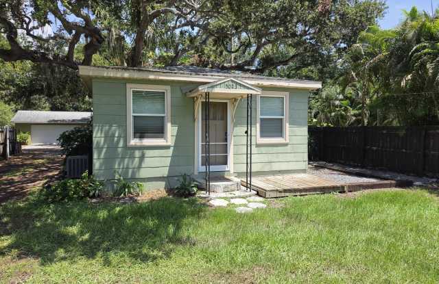 Move-In Ready! Newly Renovated Gulfport Home | Water & Sewer Included photos photos