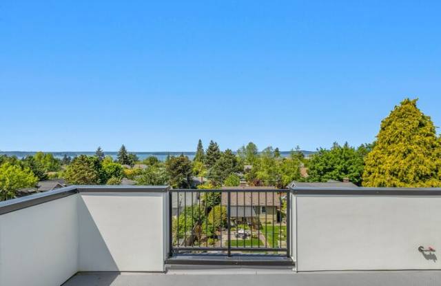 5439 California Avenue Southwest photos photos