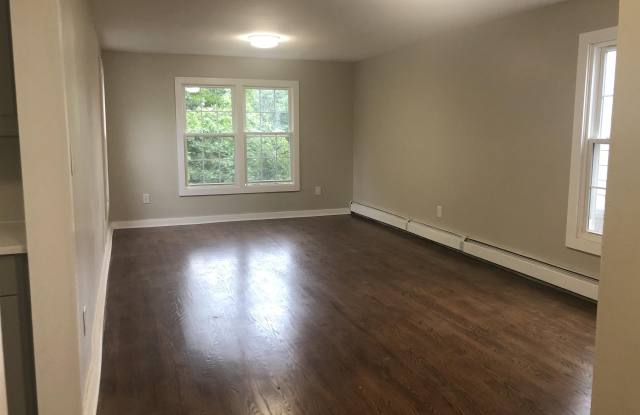 18 BRITTON ST photos photos