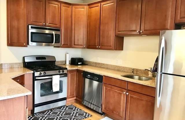 602 Juniper Ct Gallery 2